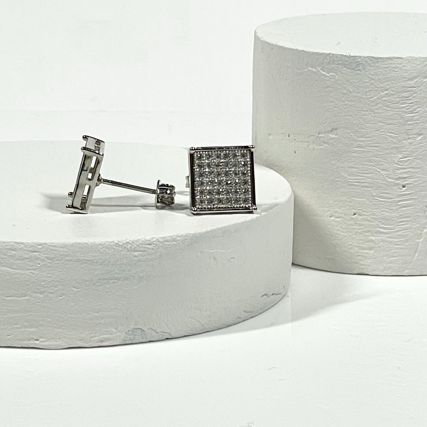 Pave square earring with cubic zirconia stones
