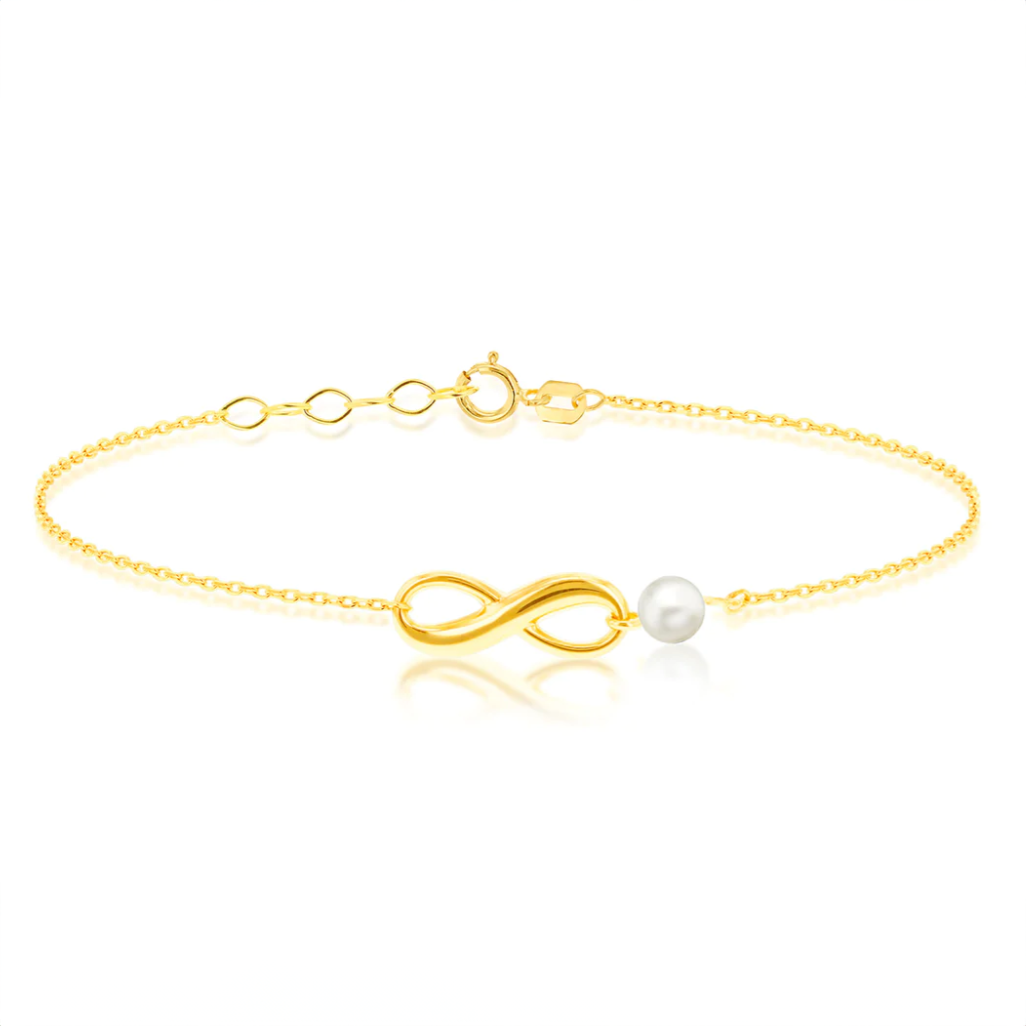 'Amari' Yellow Gold Infinity bracelet with Freshwater Pearl