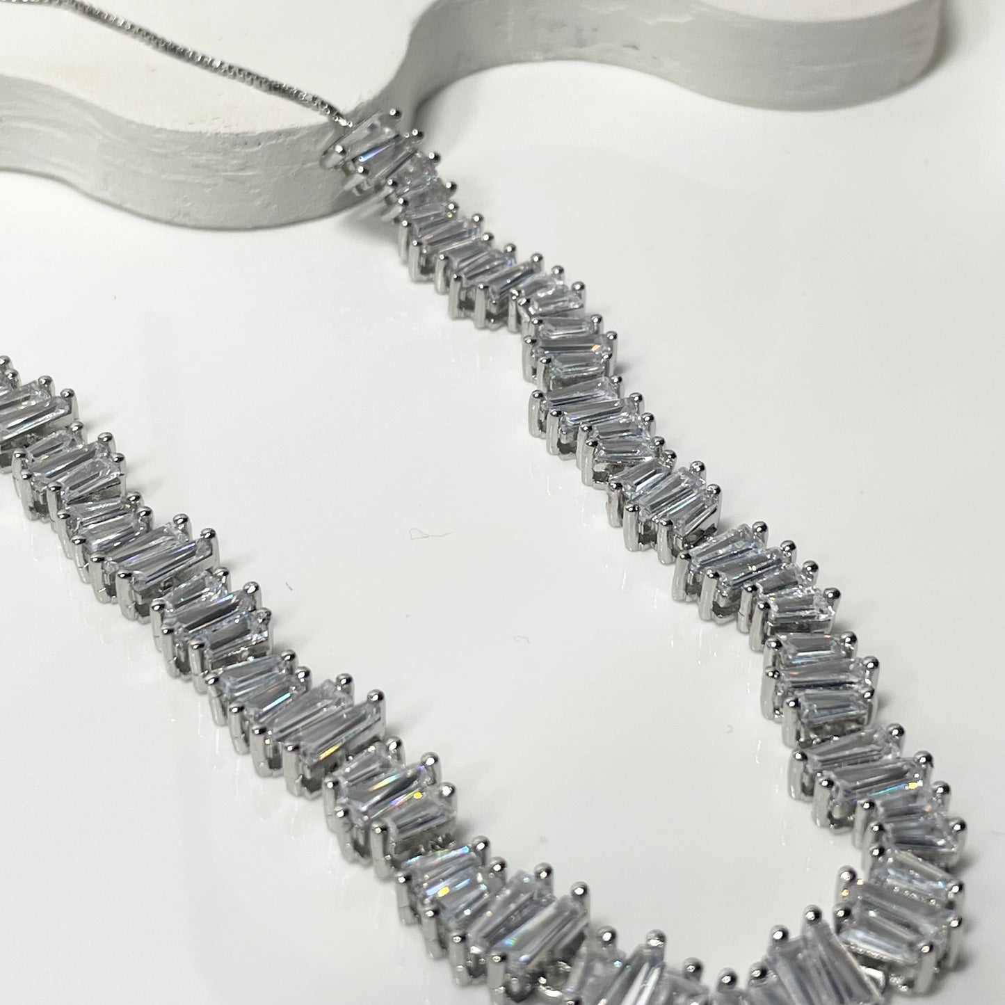 scattered baguette necklace